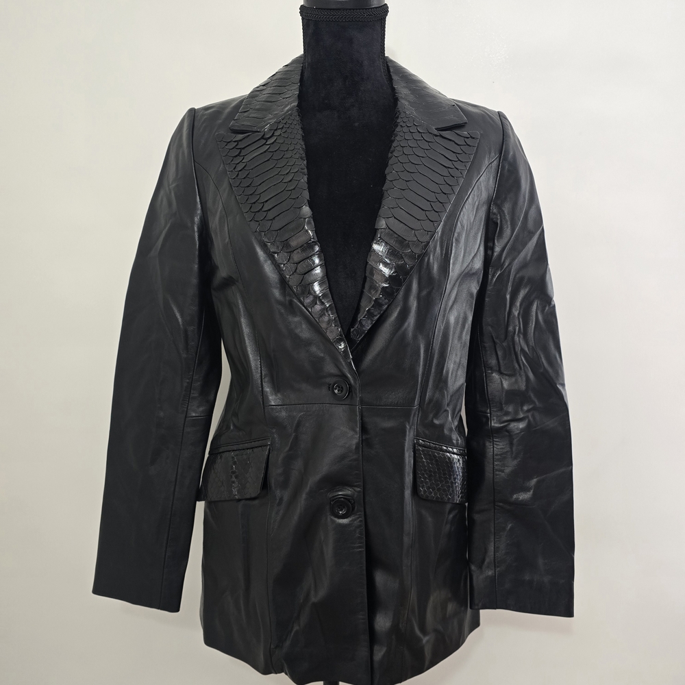 Genuine Leather Womens Black Blazer Jacket Reptile Embossed Collar Size 38 NWT